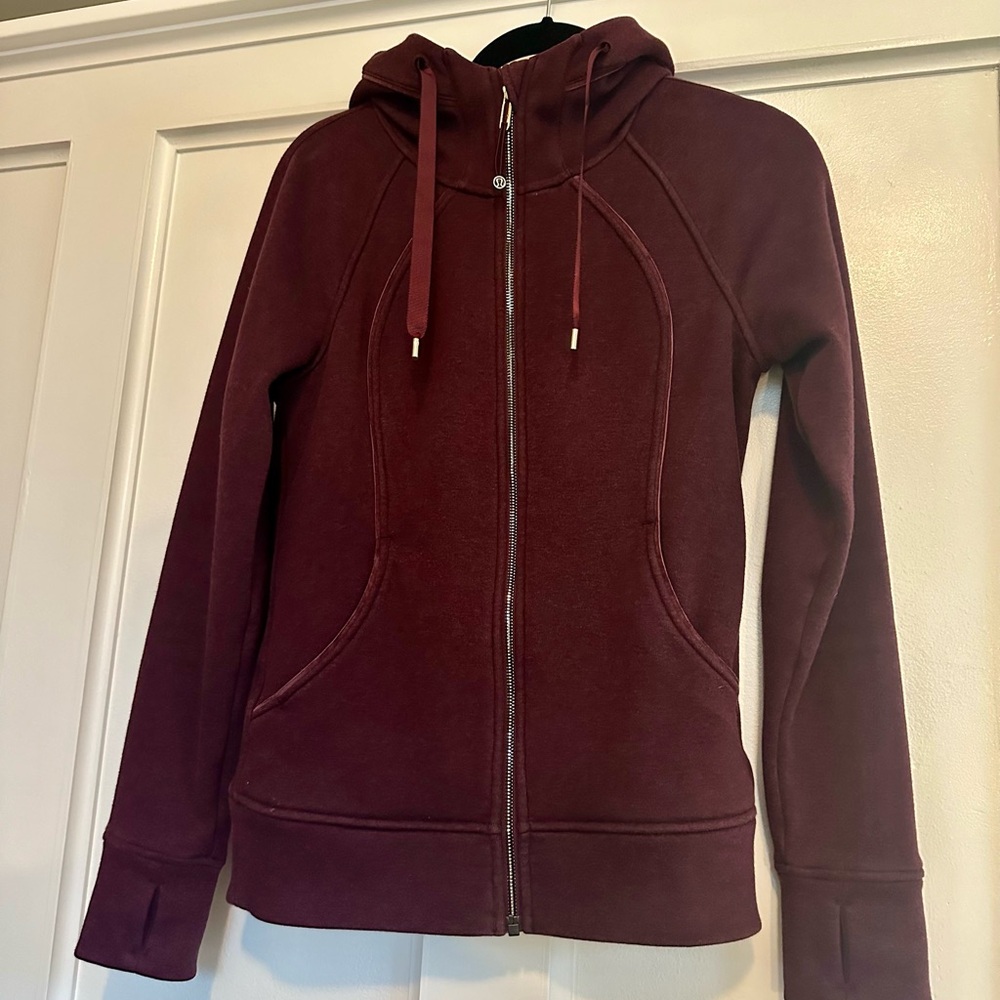 Lululemon full zip scuba